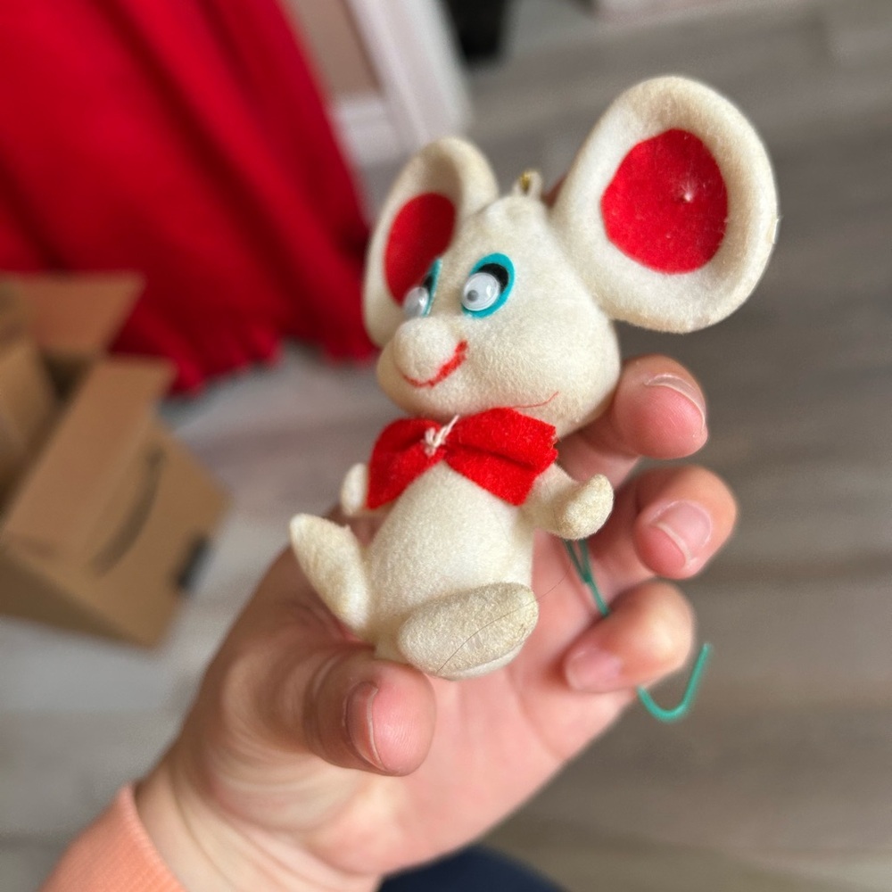4/$100 Adorable Cream and Red Plush Mouse Christmas ornaments 🐭 - Picture 5 of 7